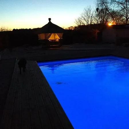 La Paillote Ariegeoise Guest house