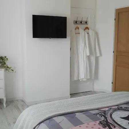 La Paillote Ariegeoise Guest house Labatut (Ariege)